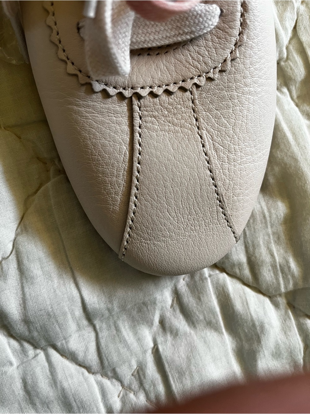 Coach Soft Leather Sneakers Size 7.5 With Additional Laces - Picture 14 of 16